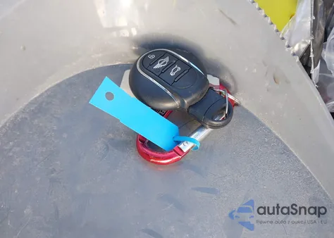 2015 Mini Hardtop Cooper z USA, uszkodzony, nr VIN WMWXM5C52F3A58108